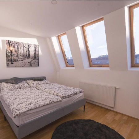 Apartamento Sunny Penthouse L Dg1'14 Viena Exterior foto