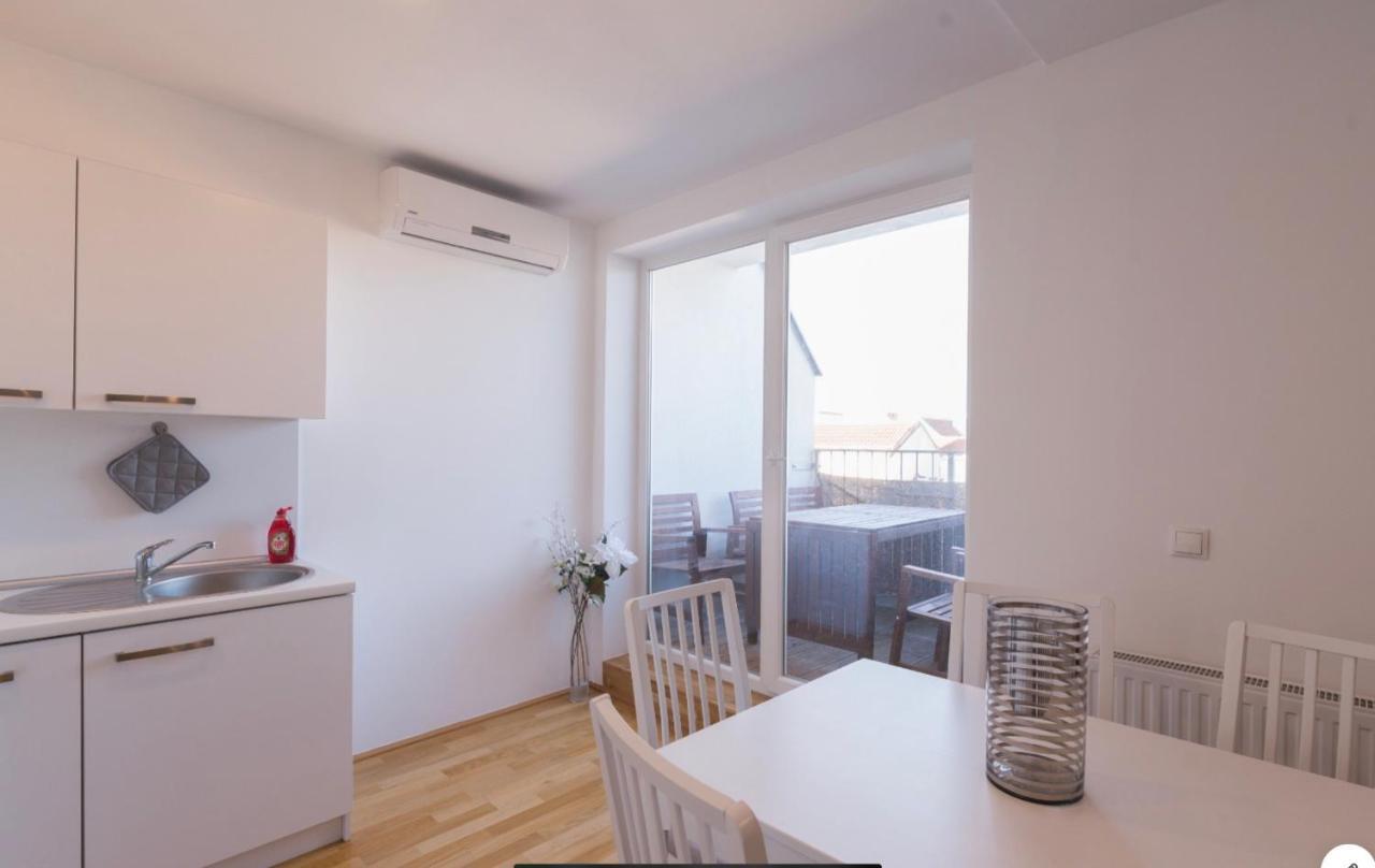 Apartamento Sunny Penthouse L Dg1'14 Viena Exterior foto